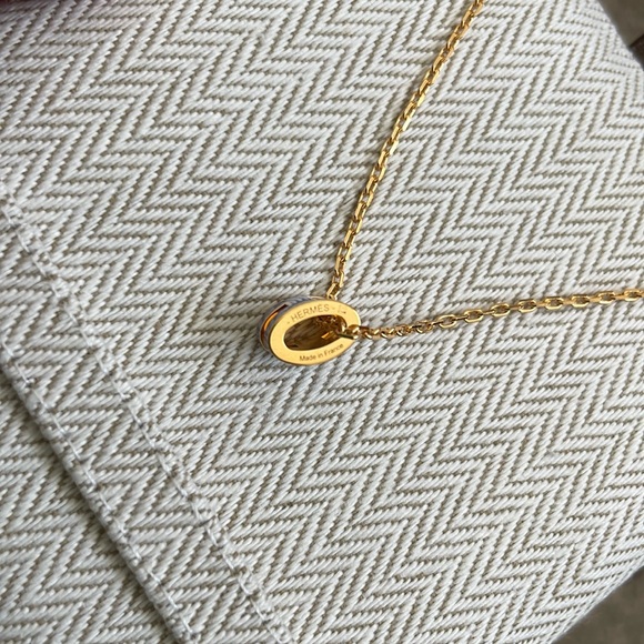 Hermès mini pop h pendant necklace, lilas with gold - Picture 4 of 8